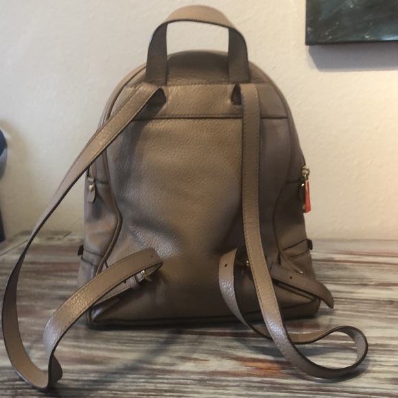 Micheal Kors rhea small leather backpack - Picture 2 of 10